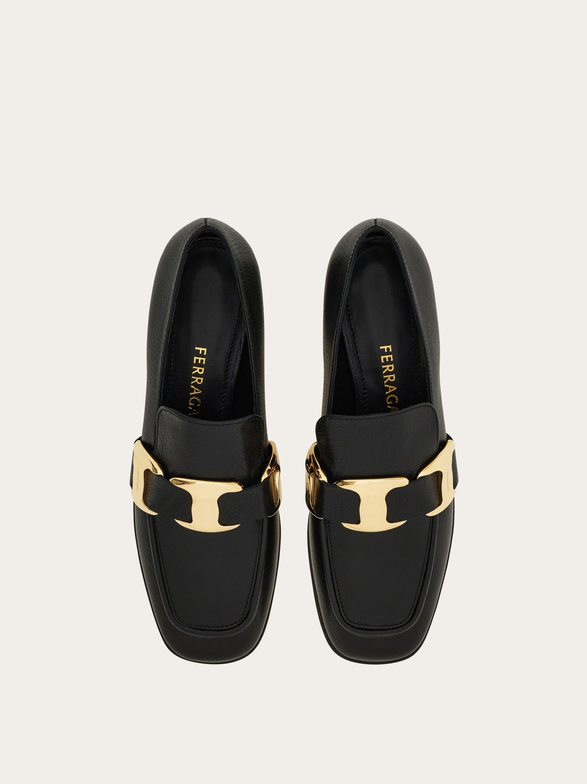 Ferragamo Maxi Vara plate loafer - Image 3